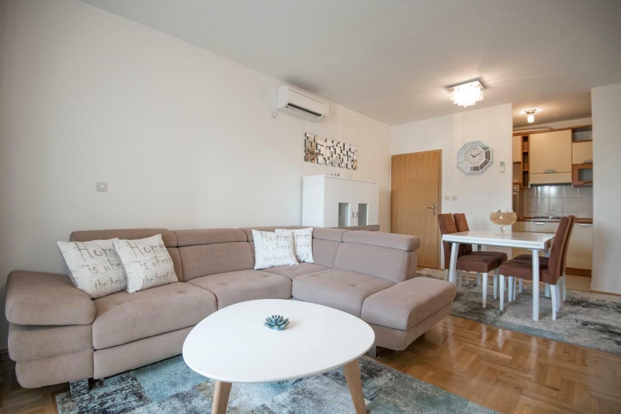 Comfortable Cozy Beach Apartment スプリト エクステリア 写真